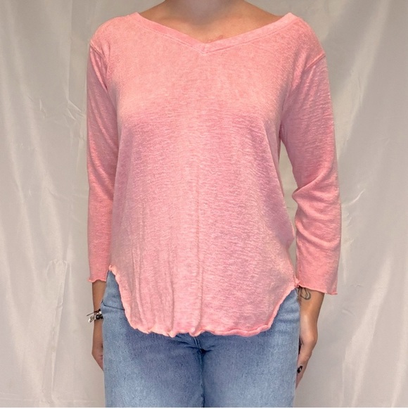 Women's Pink V-Neck Knit Top - Picture 1 of 7